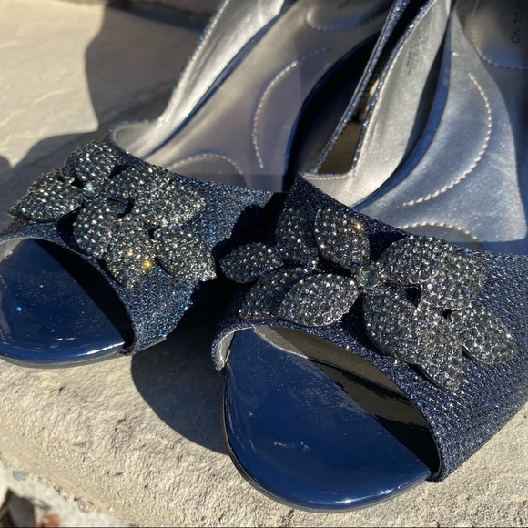 BANDOLINO NIELLA PUMP dark navy blue sparkly high heels Sz 8M - Picture 10 of 10